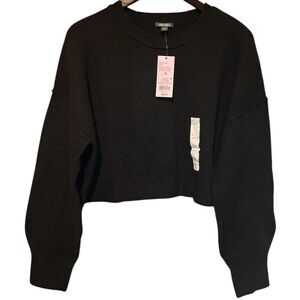 Wild Fable Black Cropped Sweater with slight balloon sleeve